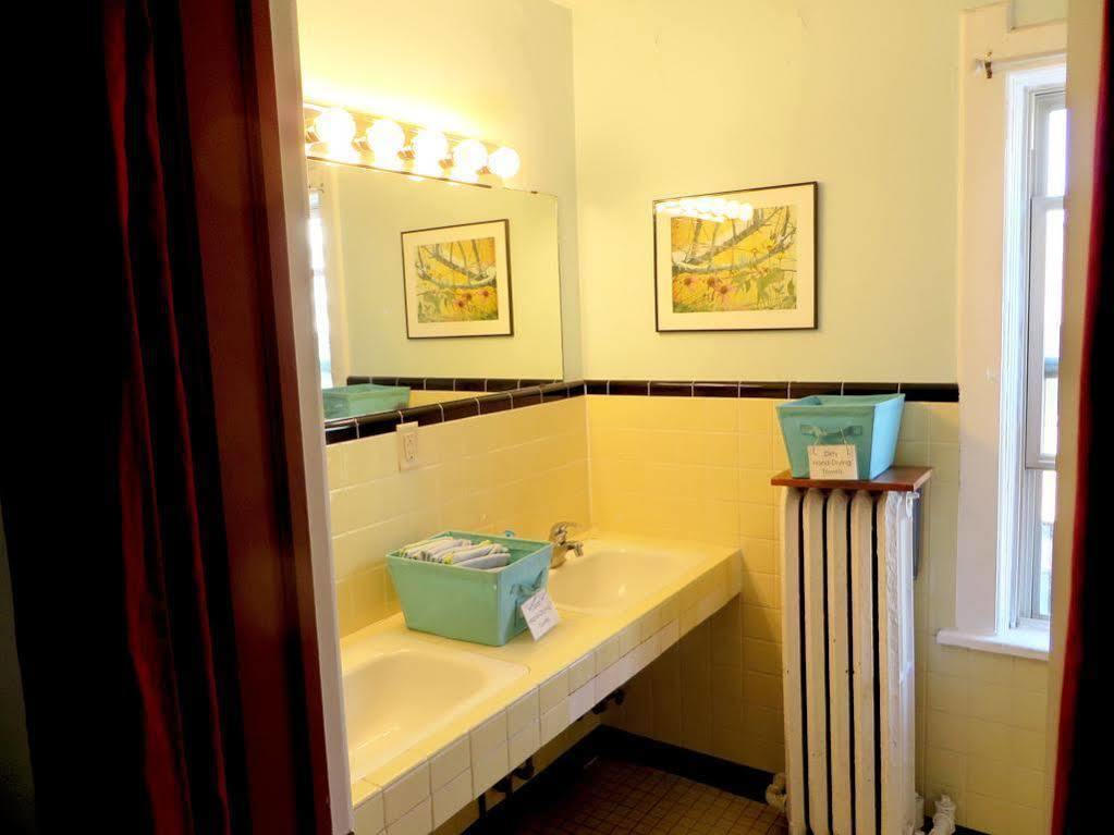 Hi - Madison Hostel Ngoại thất bức ảnh